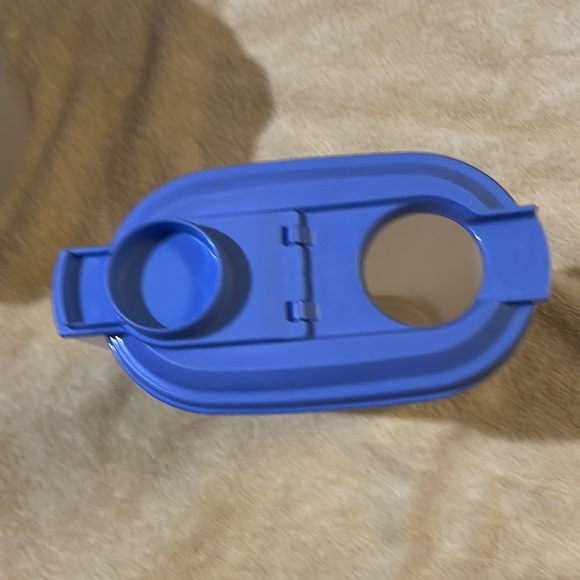 Tupperware - Picture 4 of 8